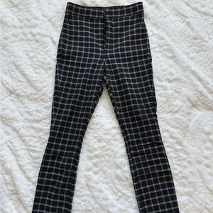 Hollister Ultra High-Rise Checkered Work Pants – Trendy Office Chic